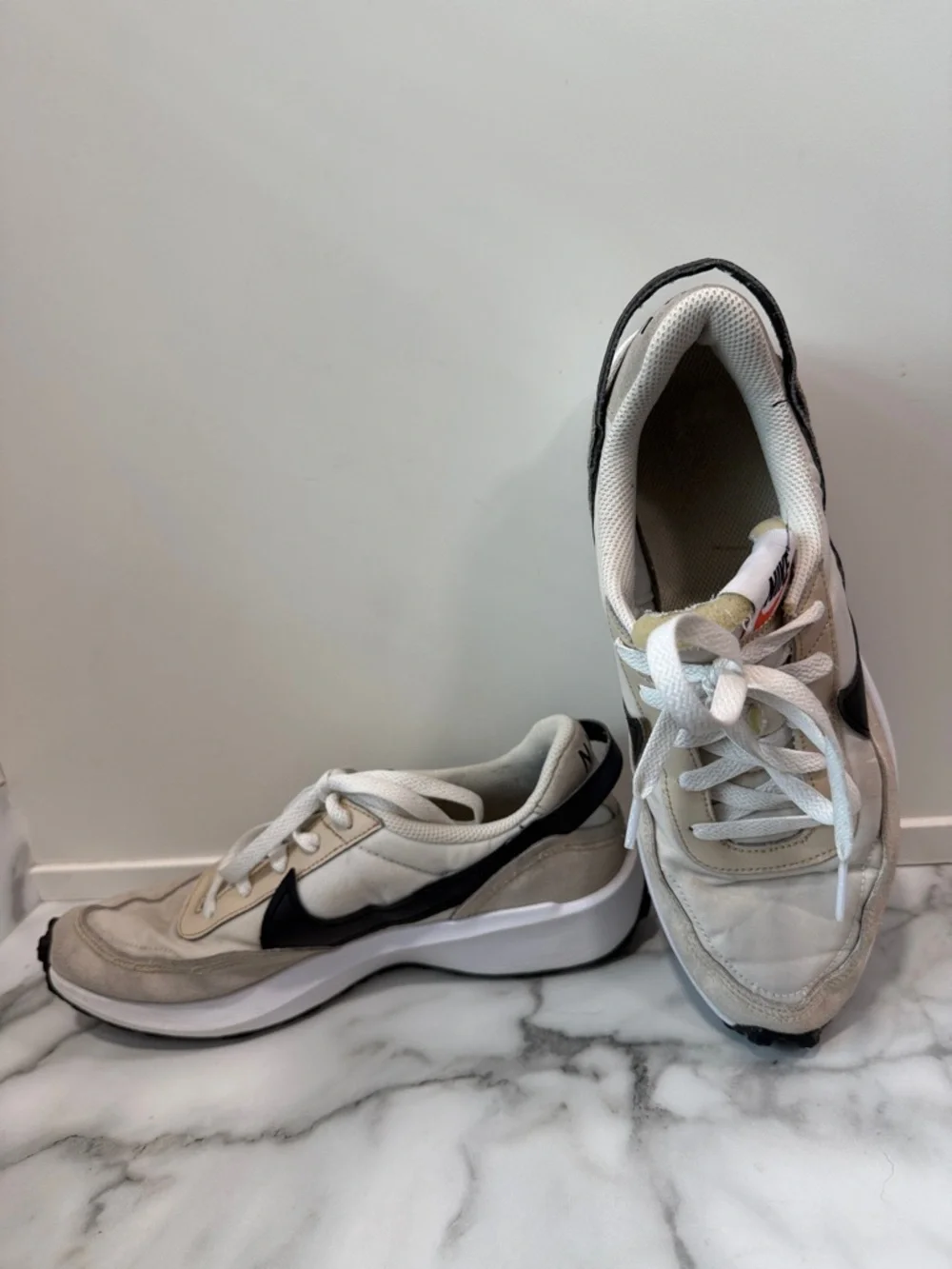 Nike Women's Waffle Debut Retro 'Sanddrift Black' Size 9 sneaker